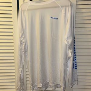 🎉HOST PICK!🎉 Colombia PFG Men's Fish Flag Long Sleeve Shirt